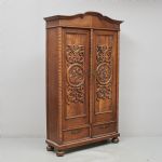 1358 1559 CUPBOARD